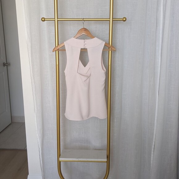 MEXX Soft Pink Sleeveless Blouse with V-Neck + Keyhole Back (US 6) - Picture 2 of 4